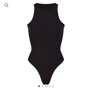 SKIMS FITS EVERYBODY HIGH NECK BODYSUIT, NWT.